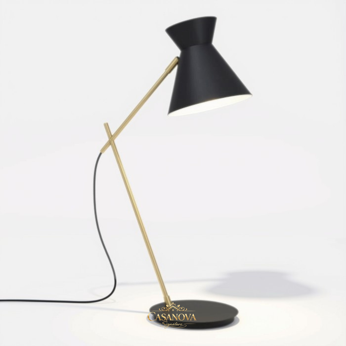 lampe-de-bureau-retro-chic-metal-noir-laiton-dore-eglo-amezaga